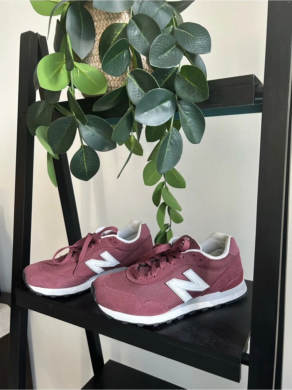 New Balance 515 burgundy and white low-top sneakers. Size 71/2.